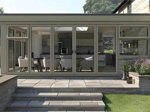 Beneficios de contar con un asesoramiento personalizado en la elección de ventanas y puertas