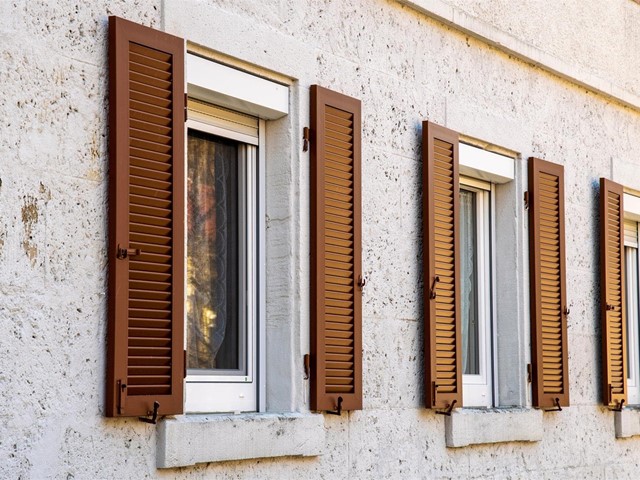 Contraventanas: qué son y cuándo utilizarlas