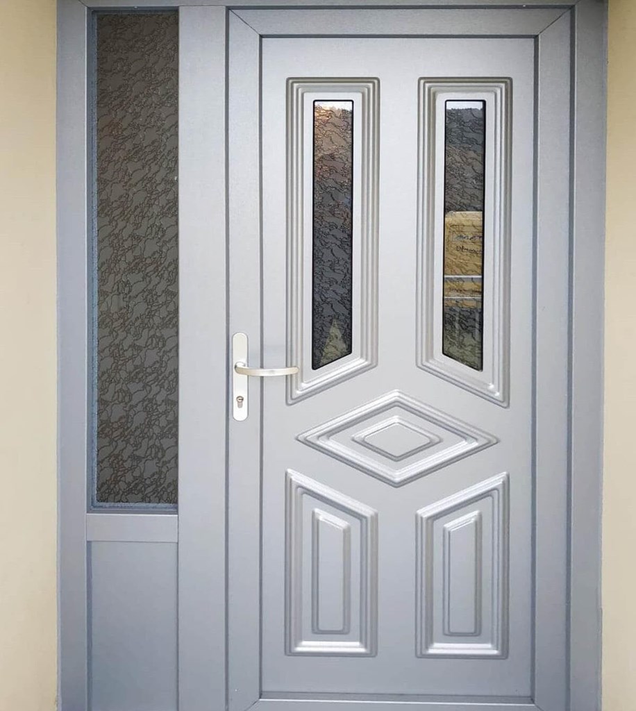 ¿Qué puertas son más seguras: las de PVC o las de aluminio?